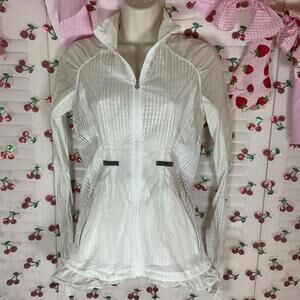 Lululemon run wild jacket White lightweight zip up jacket